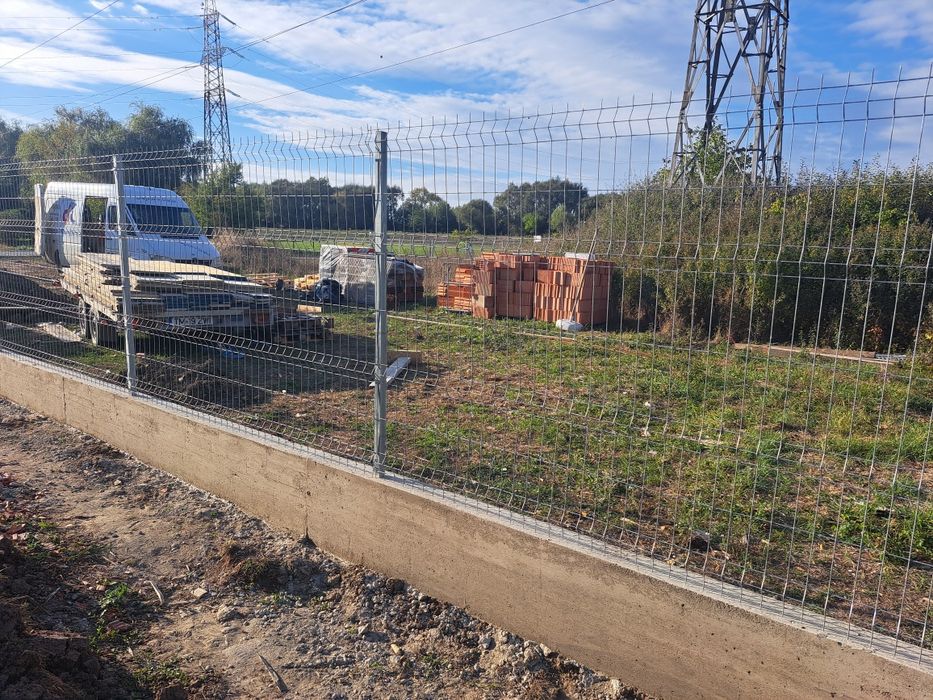 Montări garduri din beton si boltari turnam terase foișoare trotuare