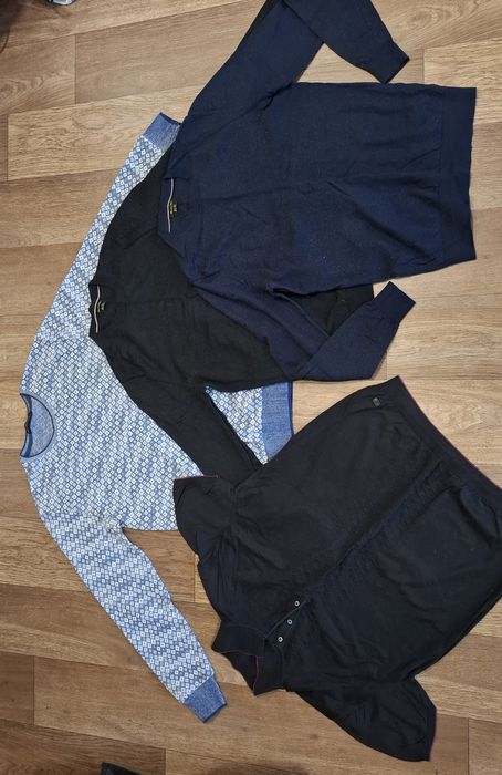 Мужская одежда: джемпера Massimo Dutti,  Black Bisons Club и поло.