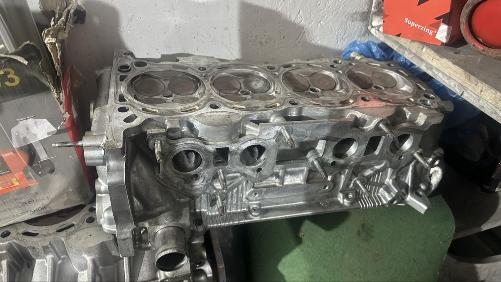 Двигатель Toyota 2TR-FE