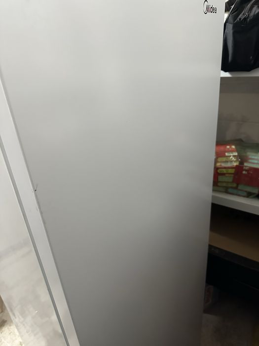 Midea BD-196 морозильная камера