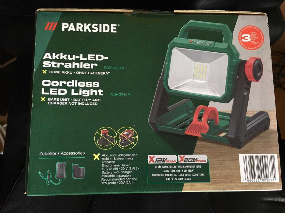 Reflector led parkside 3 tipuri de alimentare xteam