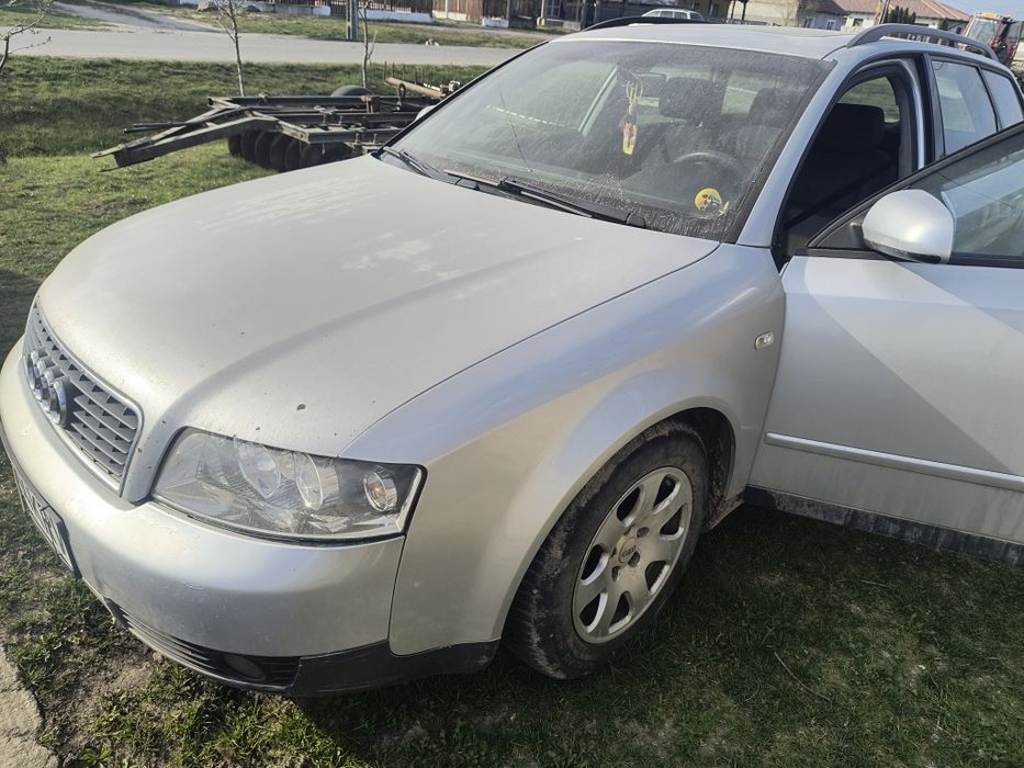 Vând audi A4 B6  1.9 tdi