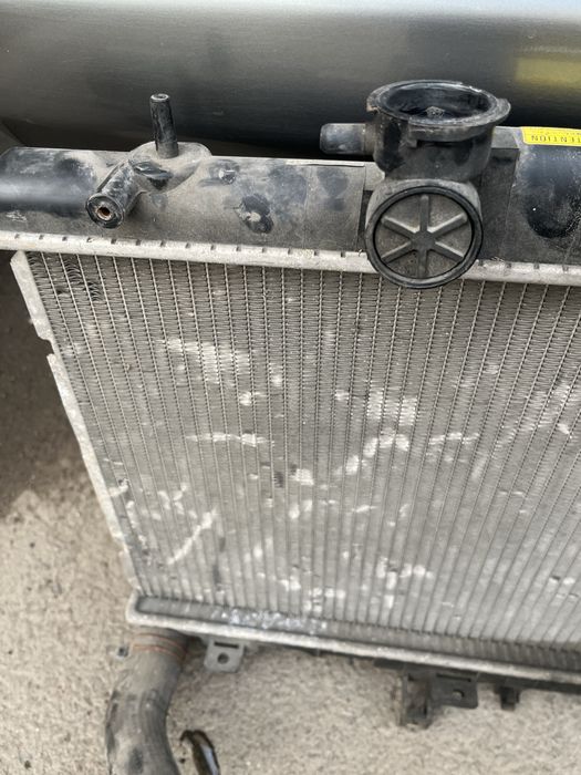 Радиатор субару аутбак B4-B5