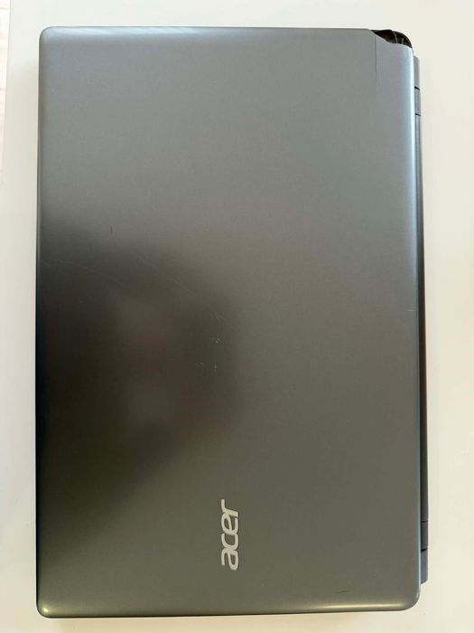 Лаптоп Aspire E1 Series V5WE2 на Acer