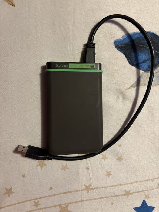 Hard disk extern Transcend StoreJet 25M3 – rezistent, portabil