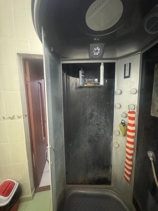 Продам душевая кабина в рабочем состояний