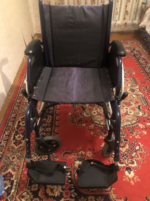 Коляска инвалидная