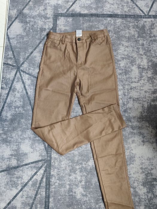 Дамски кожен панталон 10 euro
