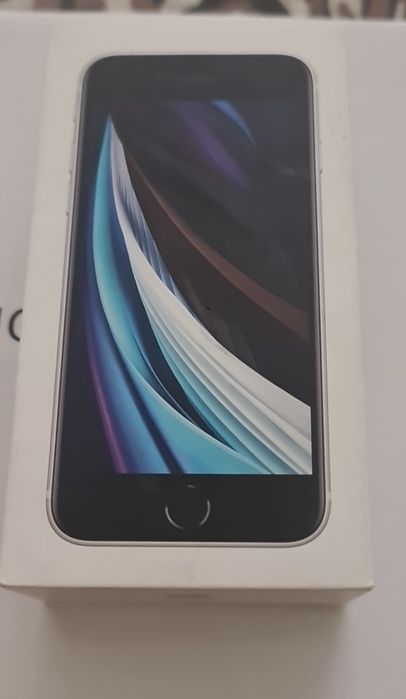 iPhone ce2 разбитый