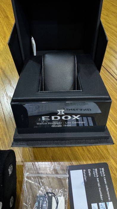 Часовник EDOX SkyDiver 70s