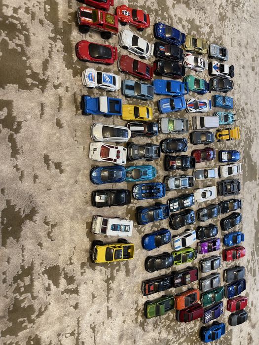 Hot Wheels машинки