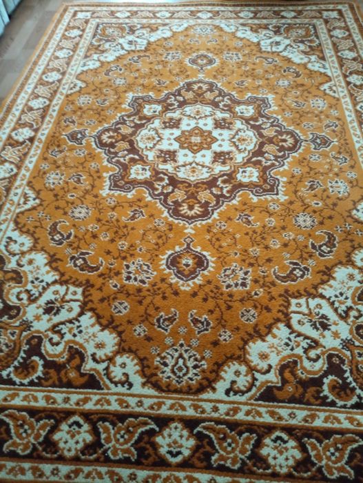 Ковер цветной  импортный