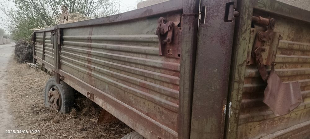 Прицеп .Tirkamali arava