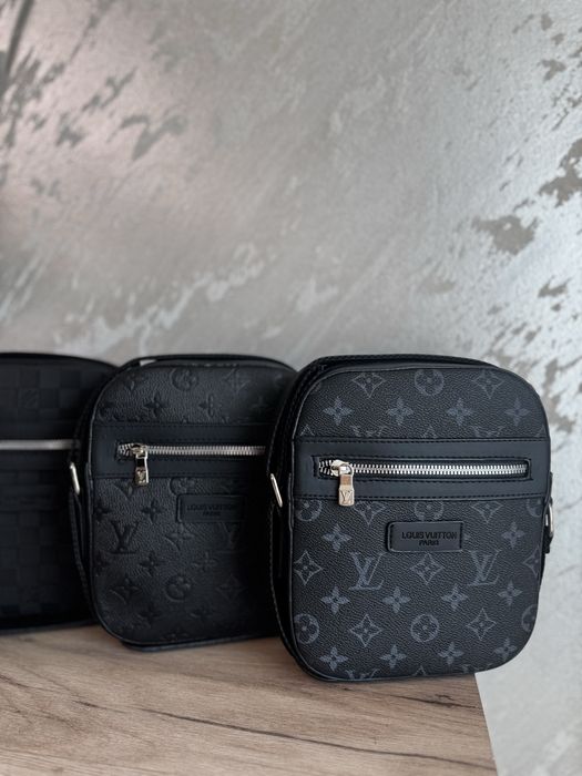 Louis Vuitton чанта;