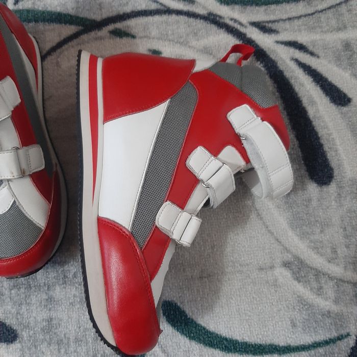 Кросовки ортопедические 38 р.