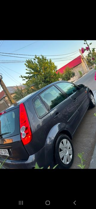 Ford fiesta 1,4 benzină adusa pe roti din Germania