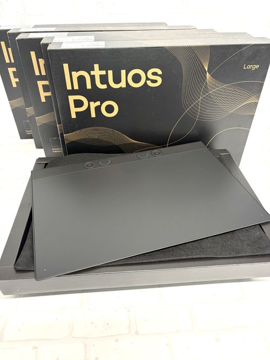 Tableta Grafica Wacom Intuos Pro Large  cu Pen 2025, Noua Sigilata!