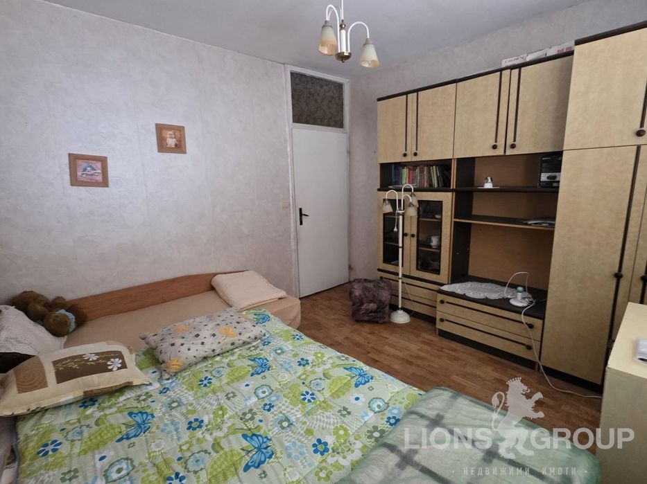 Продава се Тристаен апартамент в Варна, Автогара - 90 кв.м за 1019 €/кв.м - Снимка #2
