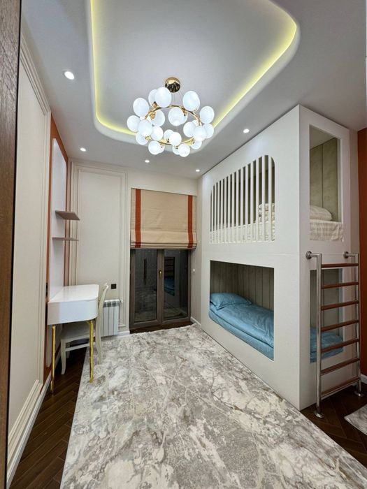 Квартира Ул. Софийская 3/9/10 93 м2