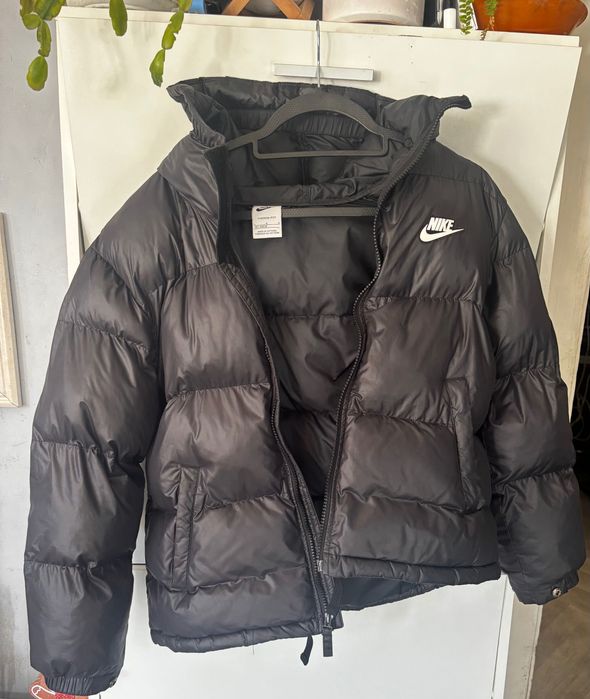 Geaca Nike copil marimea L(147-158CM)