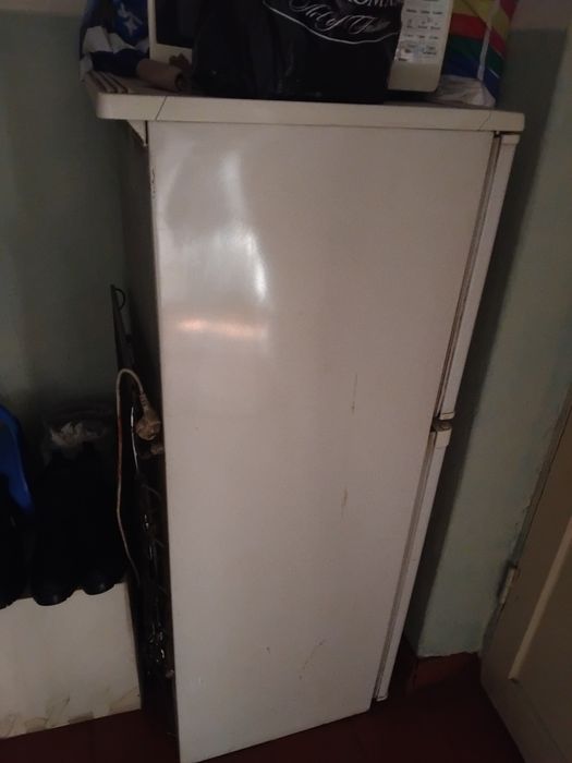 Продам холодильник