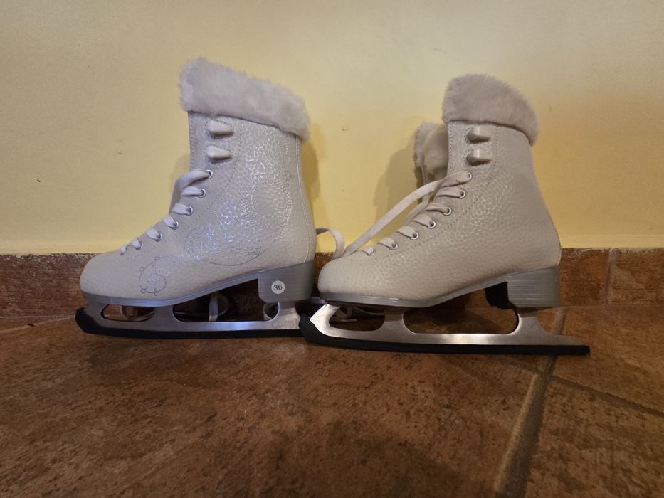 Patine gheata marimea 36