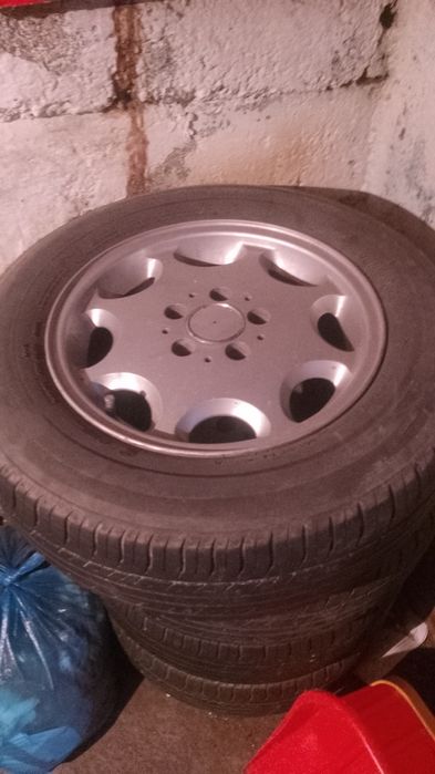 Продам калеса на мерс 124