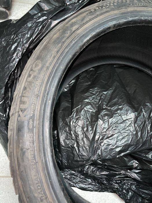 235/35 R19 91W Kumho-  зимни гуми