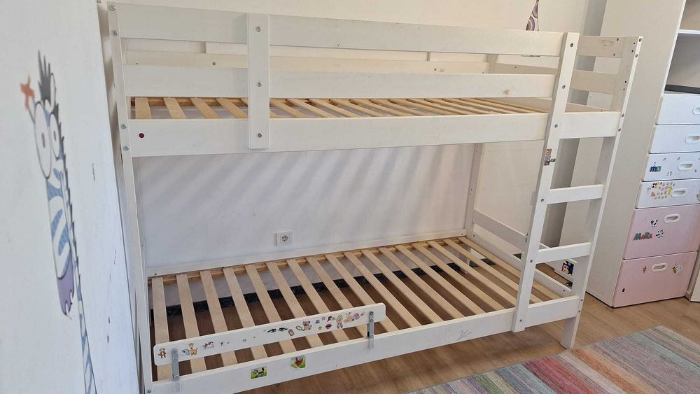 Pat  Mydal ikea suprapus copii