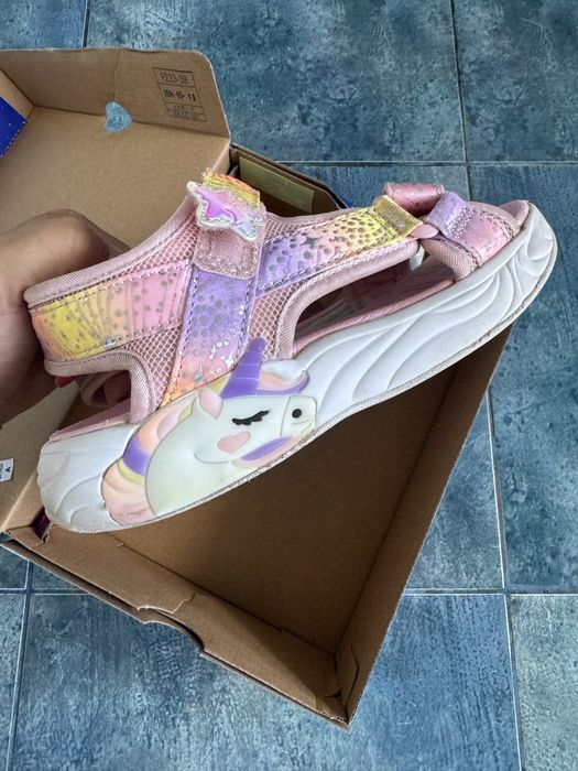 Сандали Skechers светещи