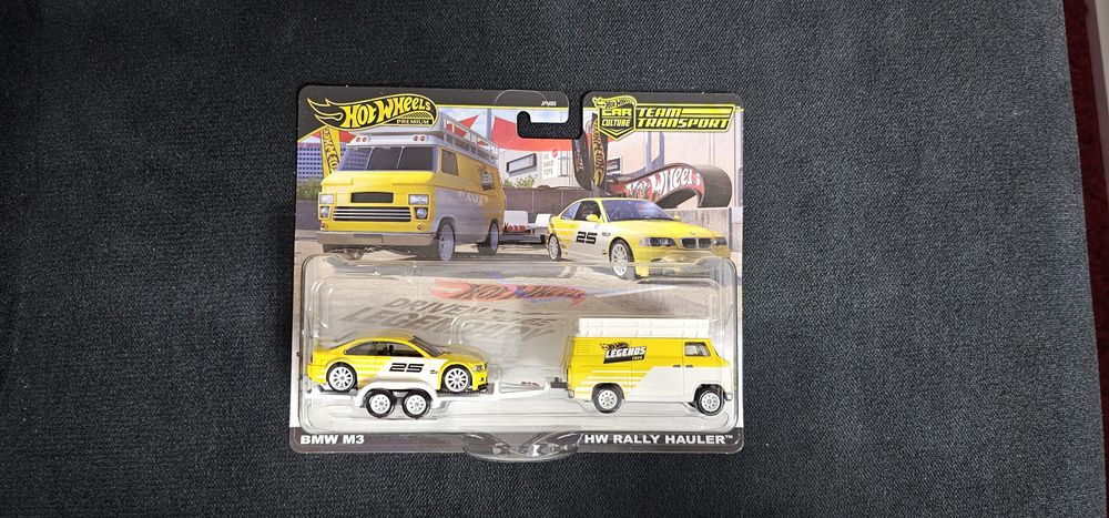 Hot Wheels Team Transport BMW M3