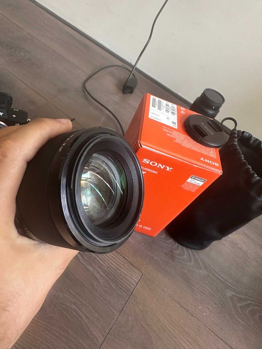 Sony FE 90mm f/2.8 Macro G OSS – Пълен комплект