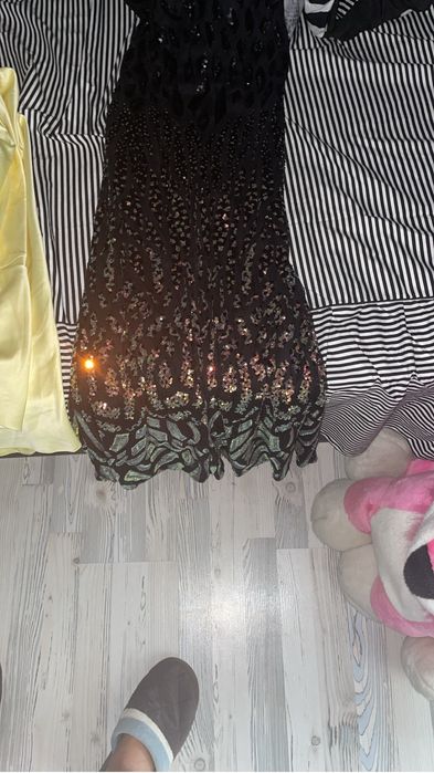 Rochii noi nepurtate superbe