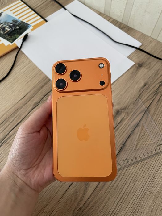 Айфон 17 про (под 11)