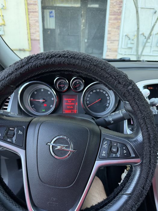 Opel astra j sport tourer