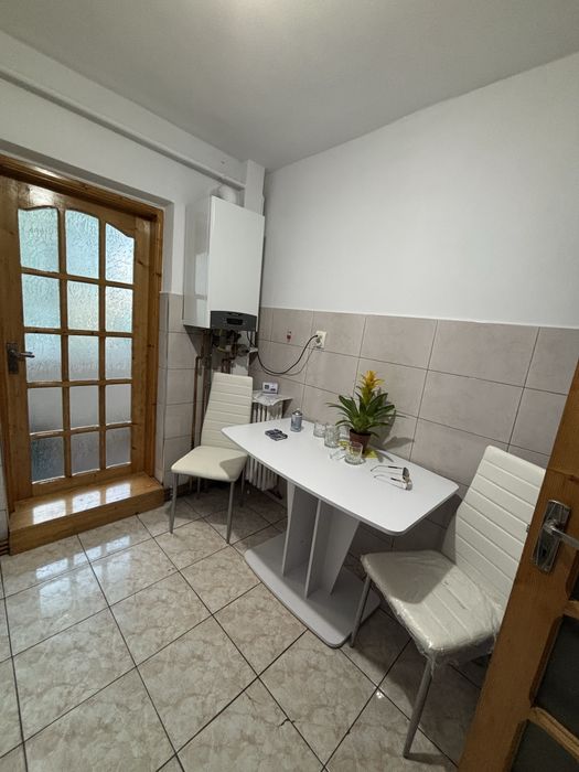 Apartament 2 camere de inchiriat/Vale
