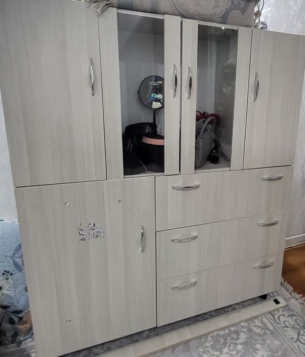 Продается шкаф в отличном состоянии
