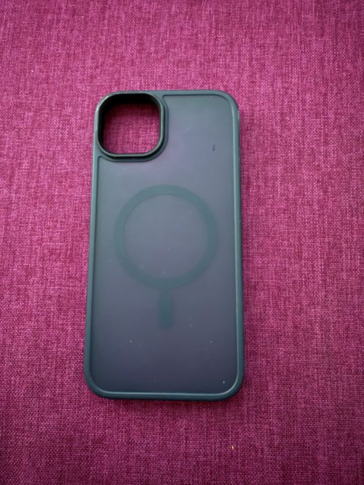 Donez Huse IPHONE 15 Plus