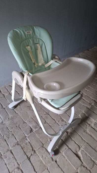 Продам кресло для кормления ребенка