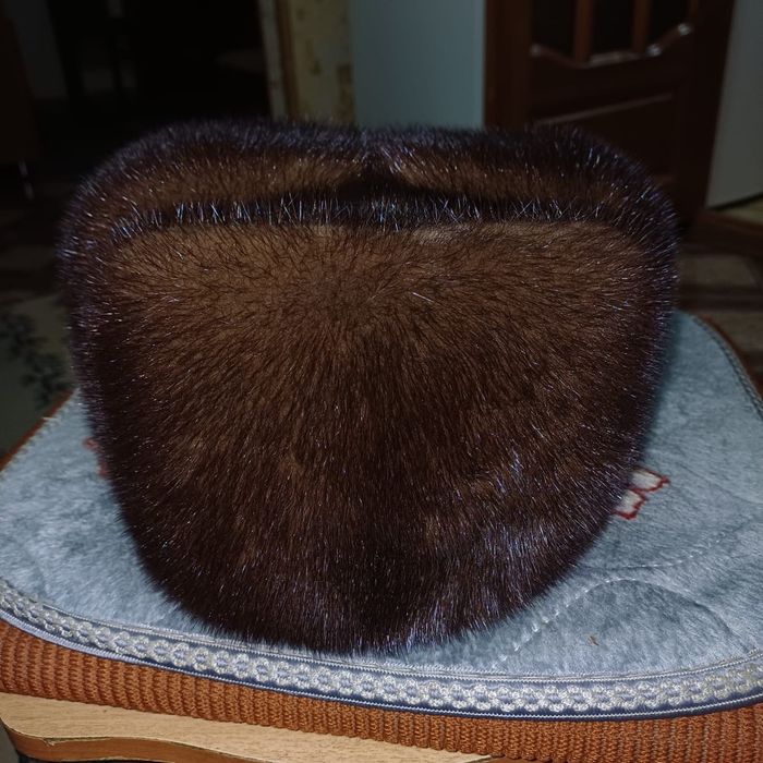 Продам норковые шапки
