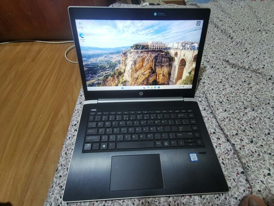 Vând HP i7 generatia 8