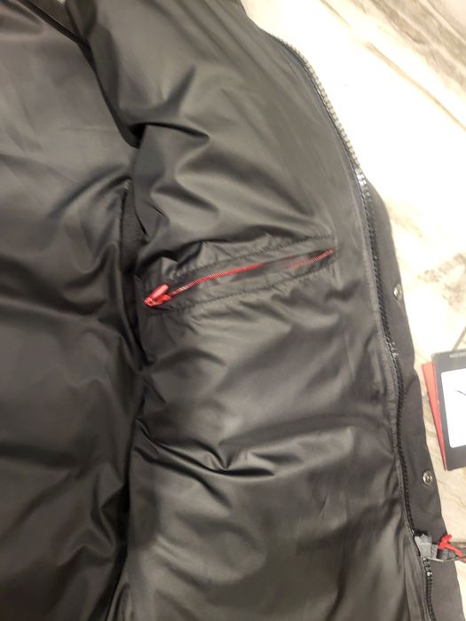 Vesta Hugo Boss masura M