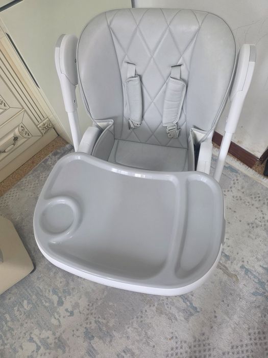 Продам детский столик