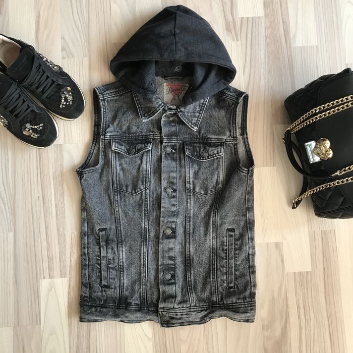 Дънков елек с качулка