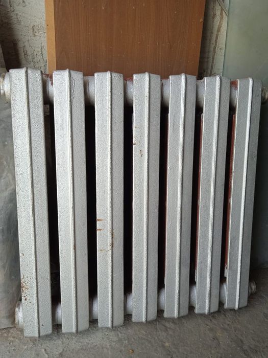 Батарея чугунная