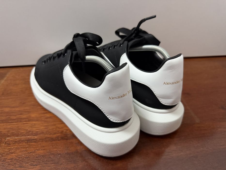 Alexander Mcqueen