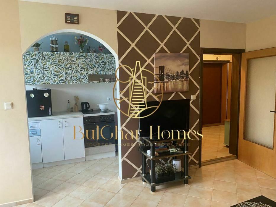 Дава под наем 2-стаен гр. Варна - Идеален Център 56m²