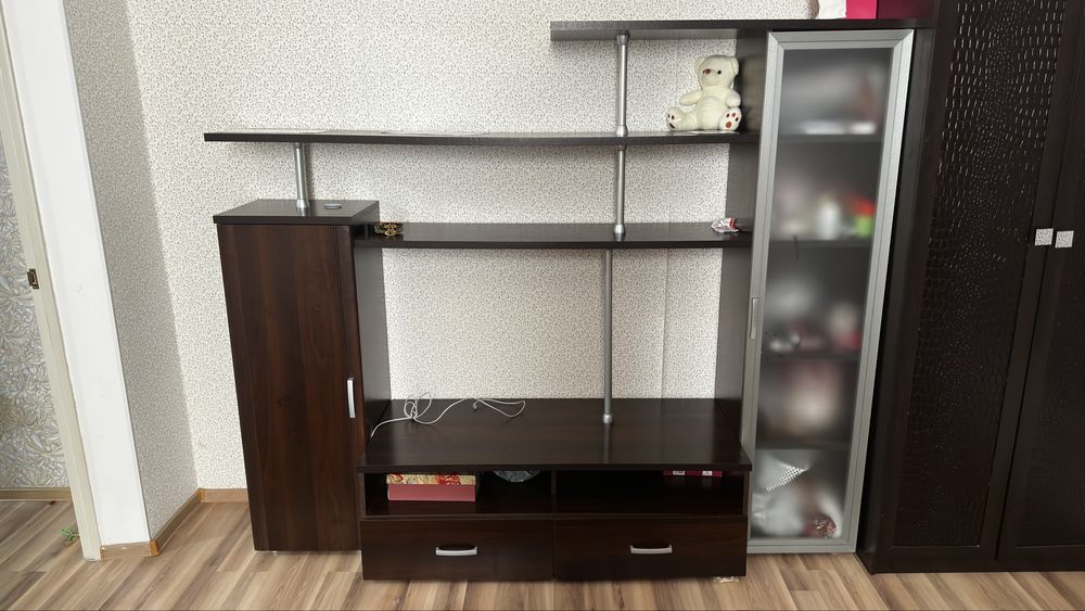 Продам модульную стенку-горку