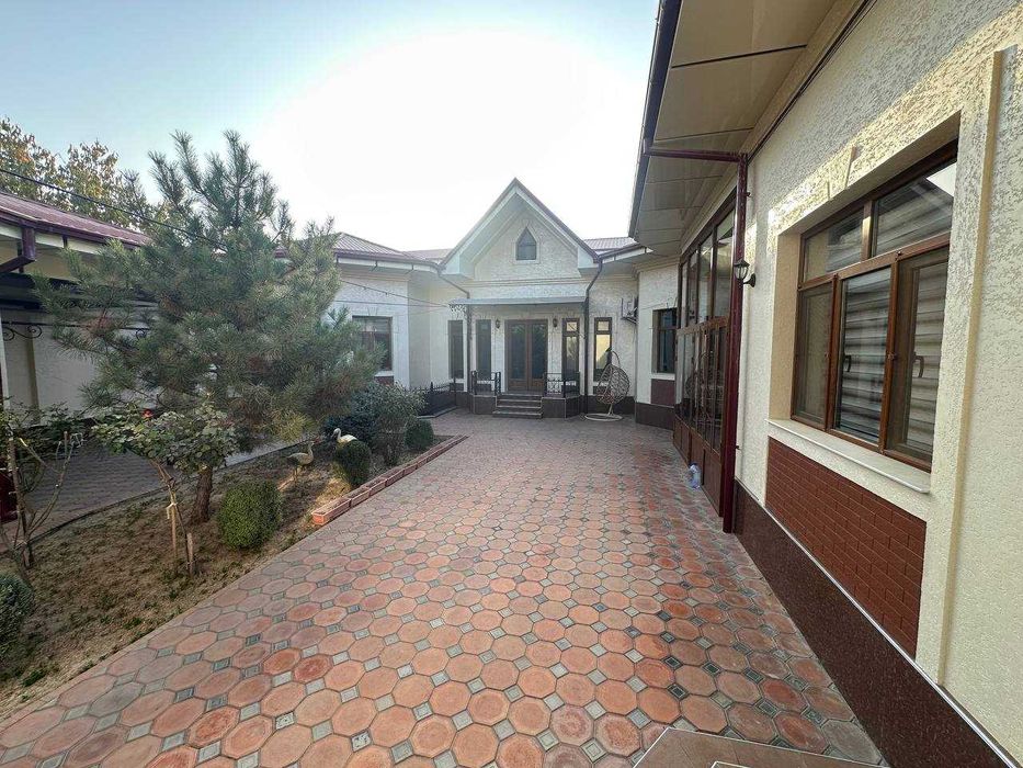 Продаётся Евродом 5,5 сот. недалеко от Саламтина