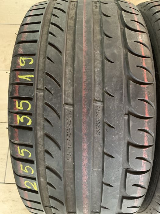 255 35 19 anvelope de vara